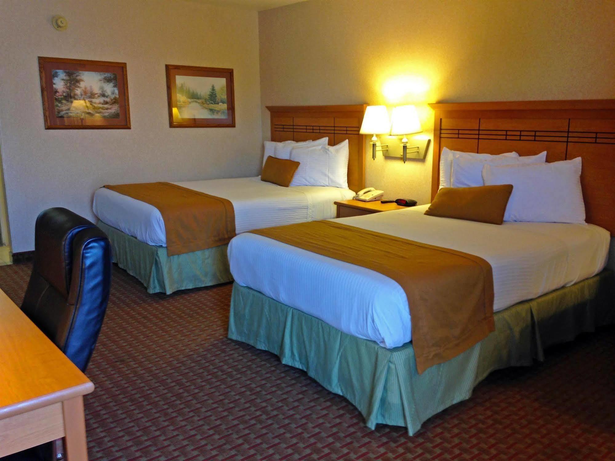 Americas Best Value Inn And Suites Desoto Buitenkant foto
